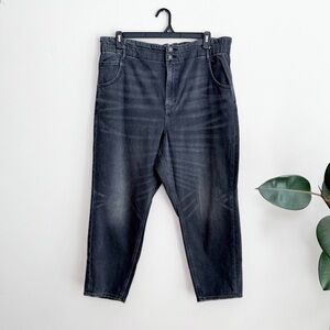 American Eagle Highest Rise Black Mom Jeans Size 20 Short Stretchy Waist